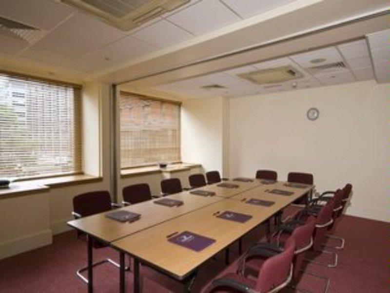 Premier Inn Glasgow City Centre - Argyle Street Екстер'єр фото
